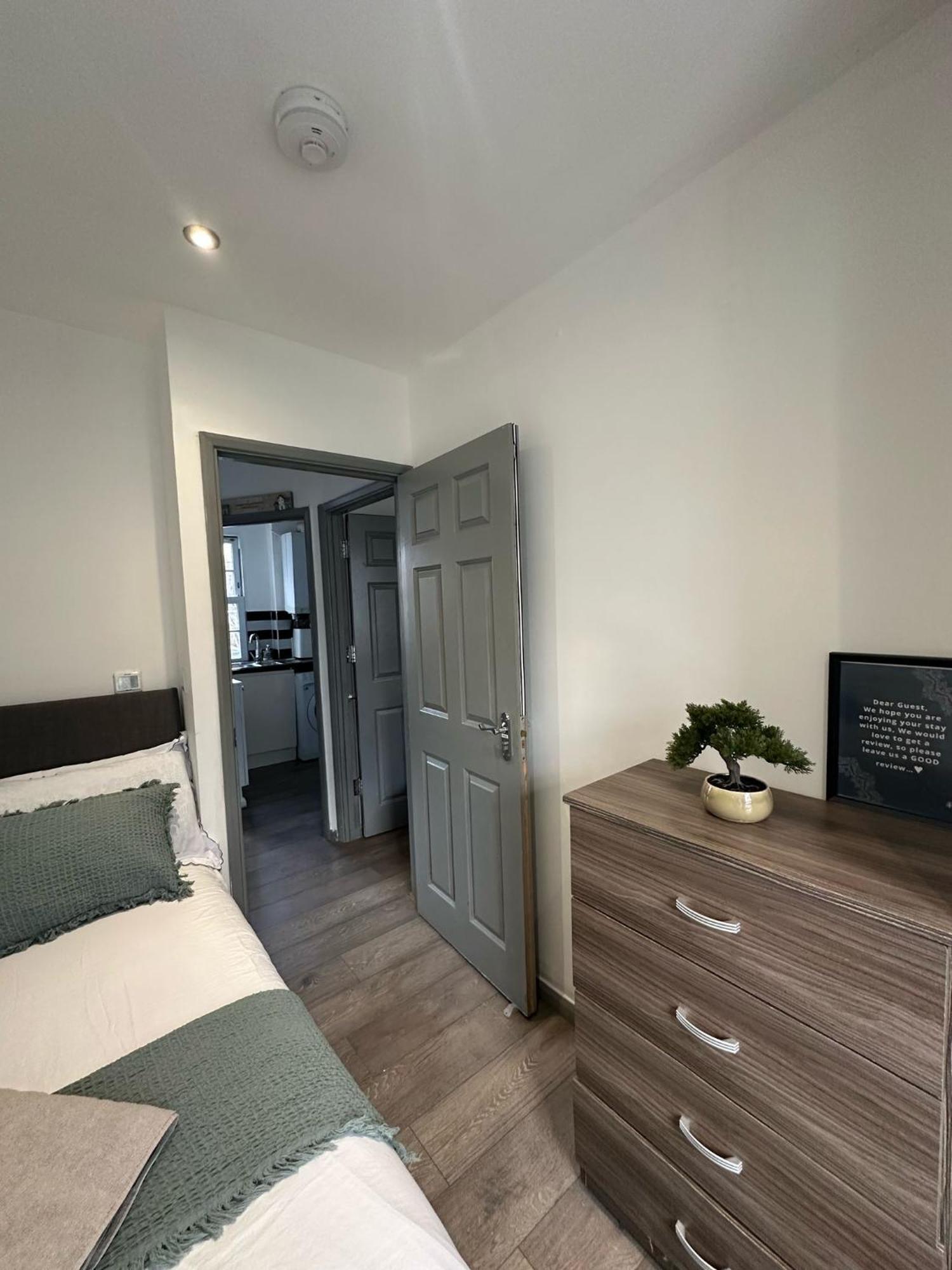 "Euston Comfort" 3 Bedroom Flat In Kings Cross, St Pancras!!!!118B Londra Exterior foto